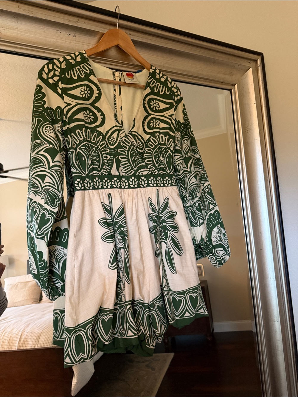 Anthropologie / Farm Rio Green and Cream Printed Long-Sleeve Bubble Hem Romper